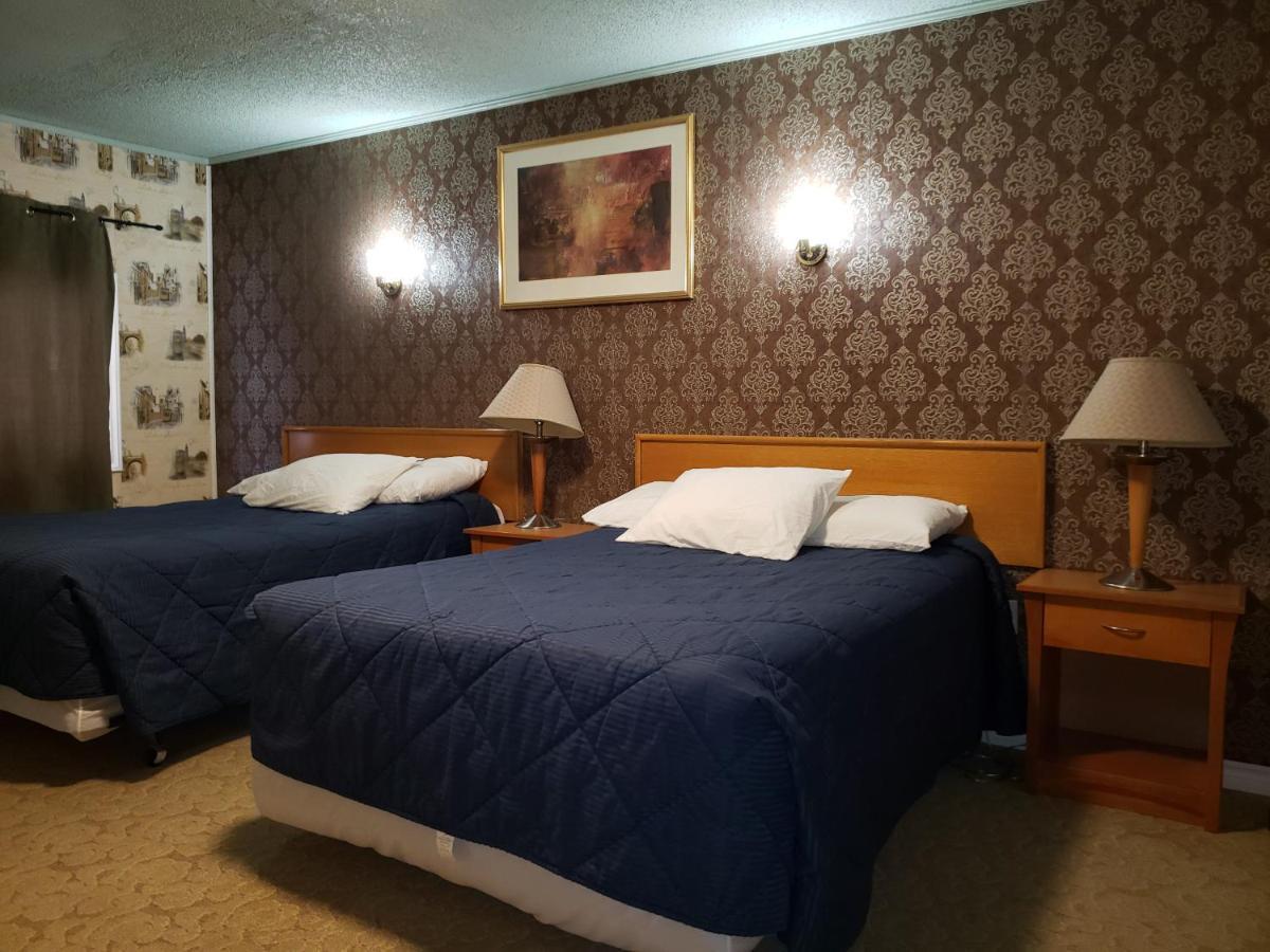 Neepawa Motel Экстерьер фото