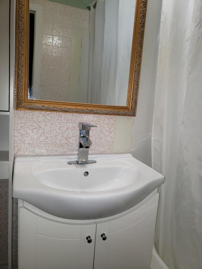 Neepawa Motel Экстерьер фото